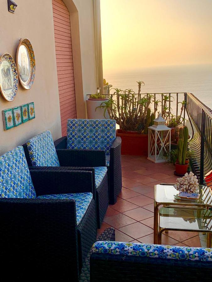 Sun Sky Sea Suite Taormina Eksteriør billede