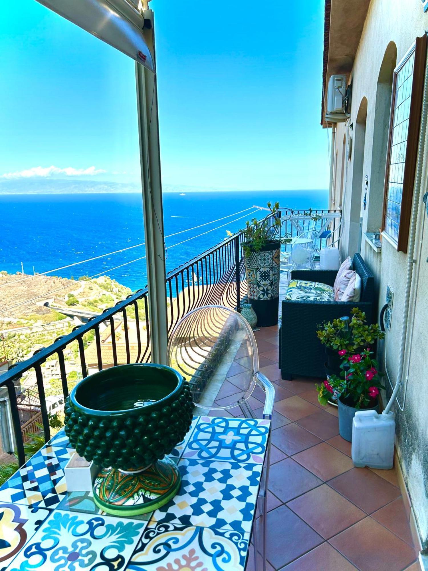 Sun Sky Sea Suite Taormina Eksteriør billede
